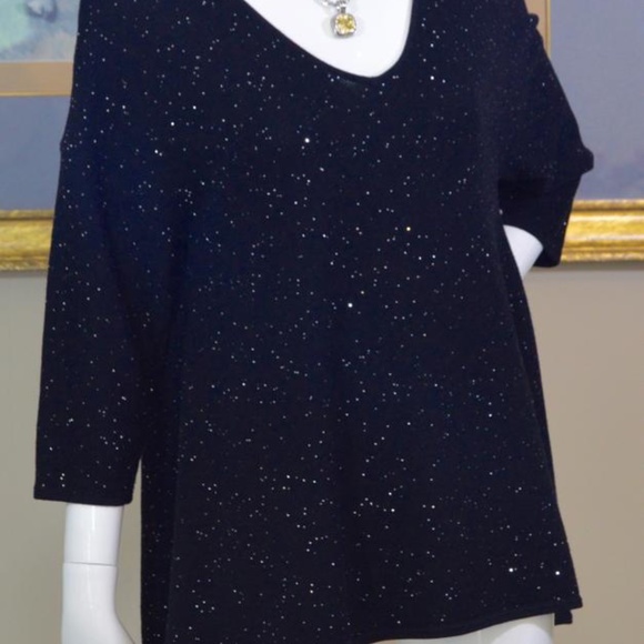 🎄 Holiday Glam ✨ Sparkle season ready! St. John wool V-neck  all wool. - Picture 8 of 11